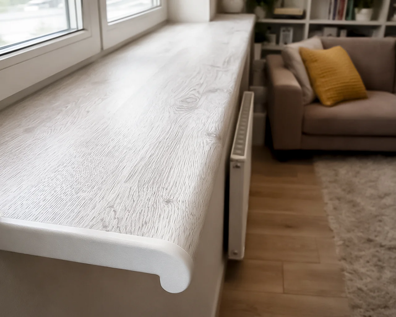 Підвіконня Plastolit Soft Білий дуб матовий в інтер'єрі квартири